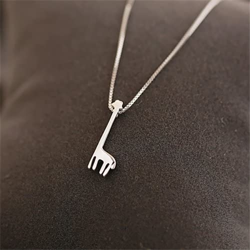 EPJ Giraffe with Straight Legs and Neck Round Head Silver on Silver Chain Necklace