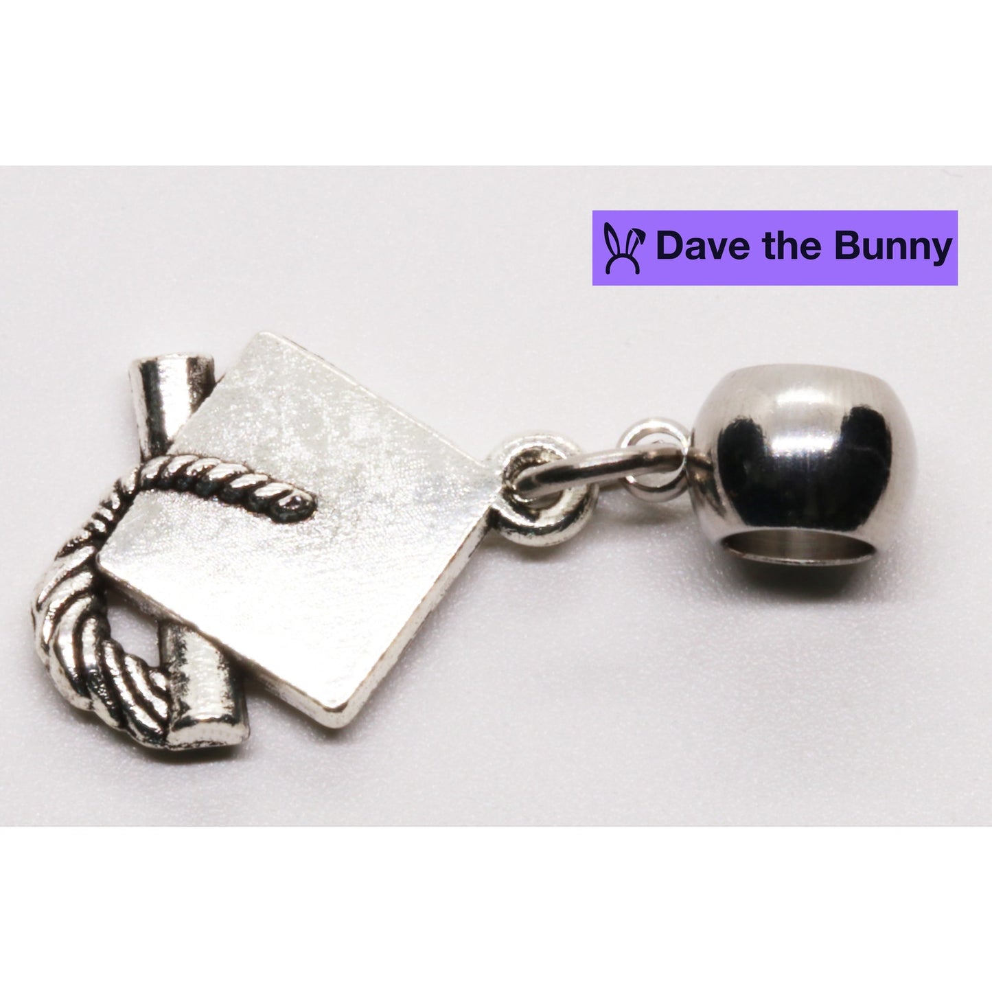 Elegant Graduation Charm - Great Graduation Gifts for Her - Enhance Graduation Party Decorations with Sophisticated Grad Charm - Ideal Keepsake for Commemorating Her Achievement