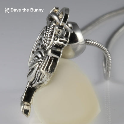 Dave The Bunny Rooster Jewelry - Stainless Steel Snake Chain Rooster Necklace with Alloy Charm - Rooster Decor Bird Pendant, Ideal for Fake Rooster Enthusiasts, Stylish and Durable Farm Necklace