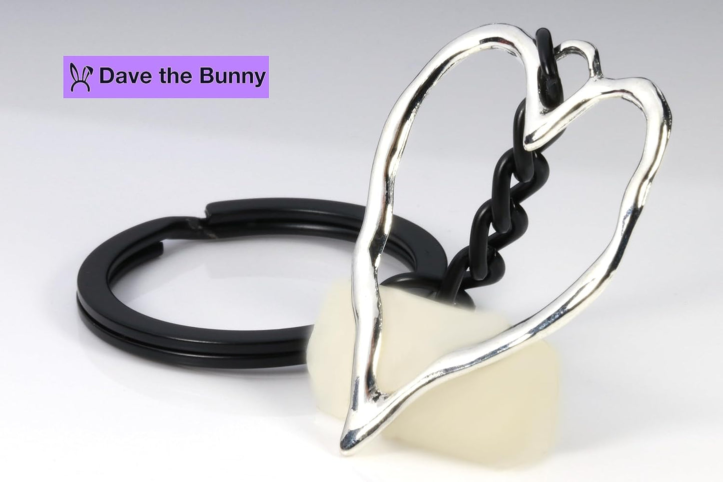 Dave The Bunny Heart Keychains for Women - Crooked Heart Cute Keychain Couples will Love