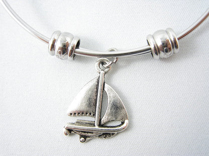 Emerald Park Jewelry Sail Boat Bangle